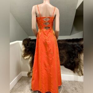 Vintage Style Delicate Hand Beaded Floral Pattern Sleeveless Gown